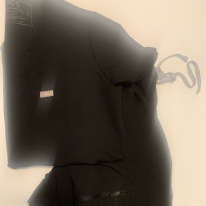 Wear Figs black scrubs for sale.In good condition